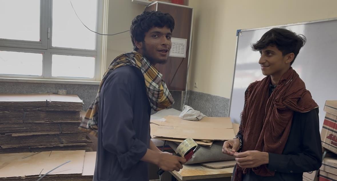 لوازم التحریر404