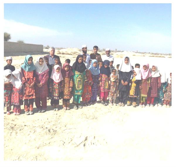 کلنگ زنی دبستان بانو مرضیه موسویان در روستای کورسر جلایی بازار
